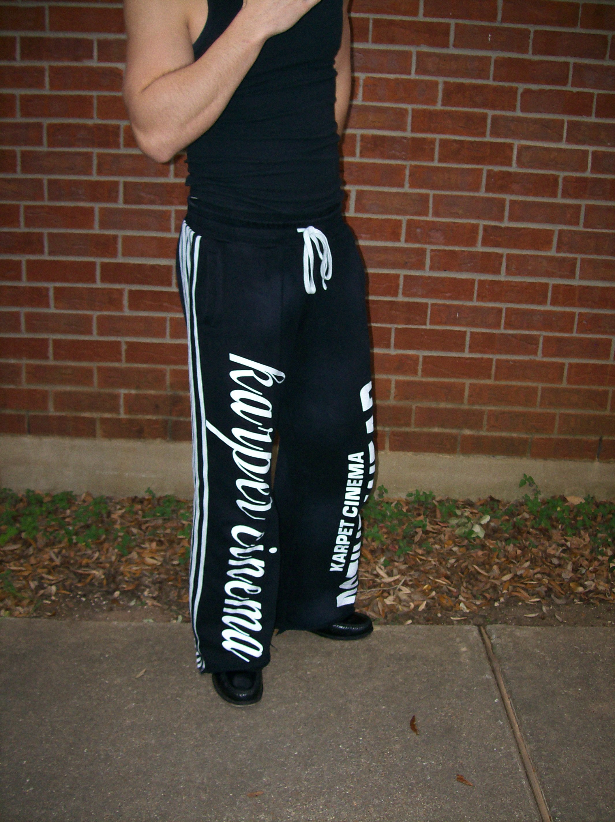 'NOIR" SWEATPANTS