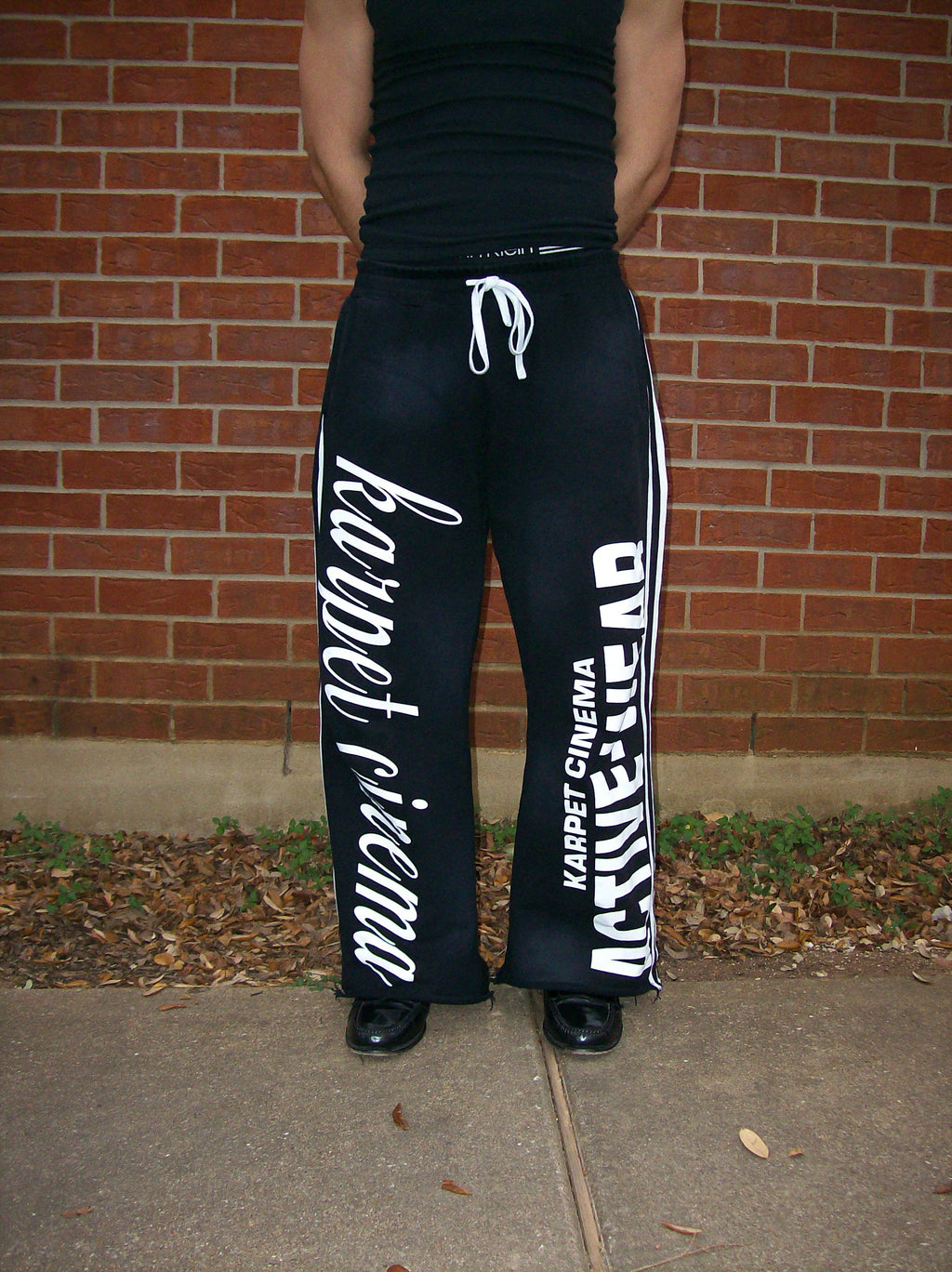 'NOIR" SWEATPANTS