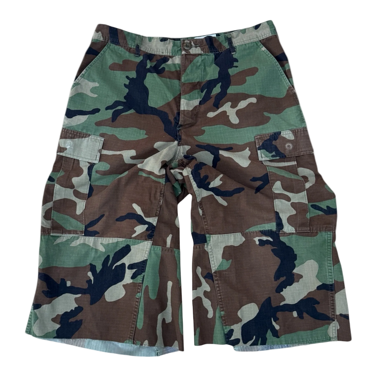 “KAMO” 75% SHORTS