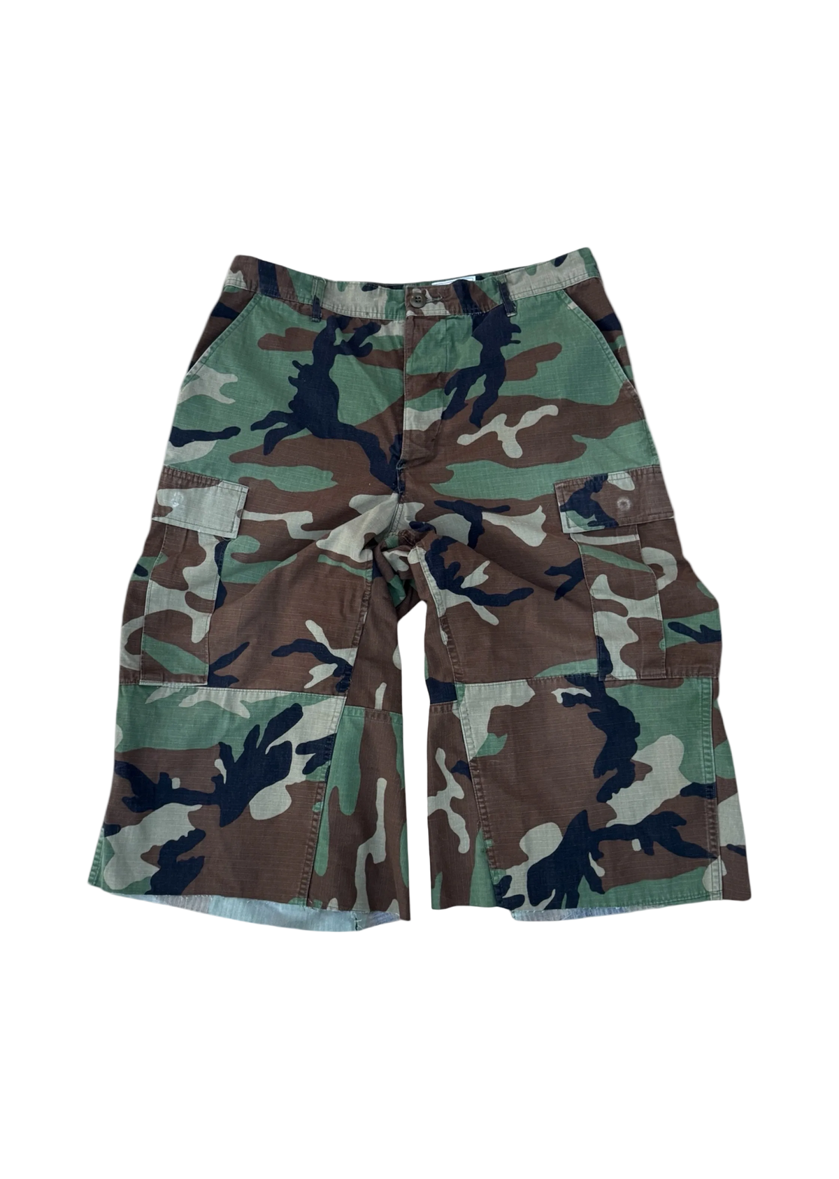 “KAMO” 75% SHORTS